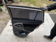 TOYOTA RAV4 III 2005-2013 DVERE PRAVÉ ZADNÉ KOMPLETNÉ – Obrázok 2